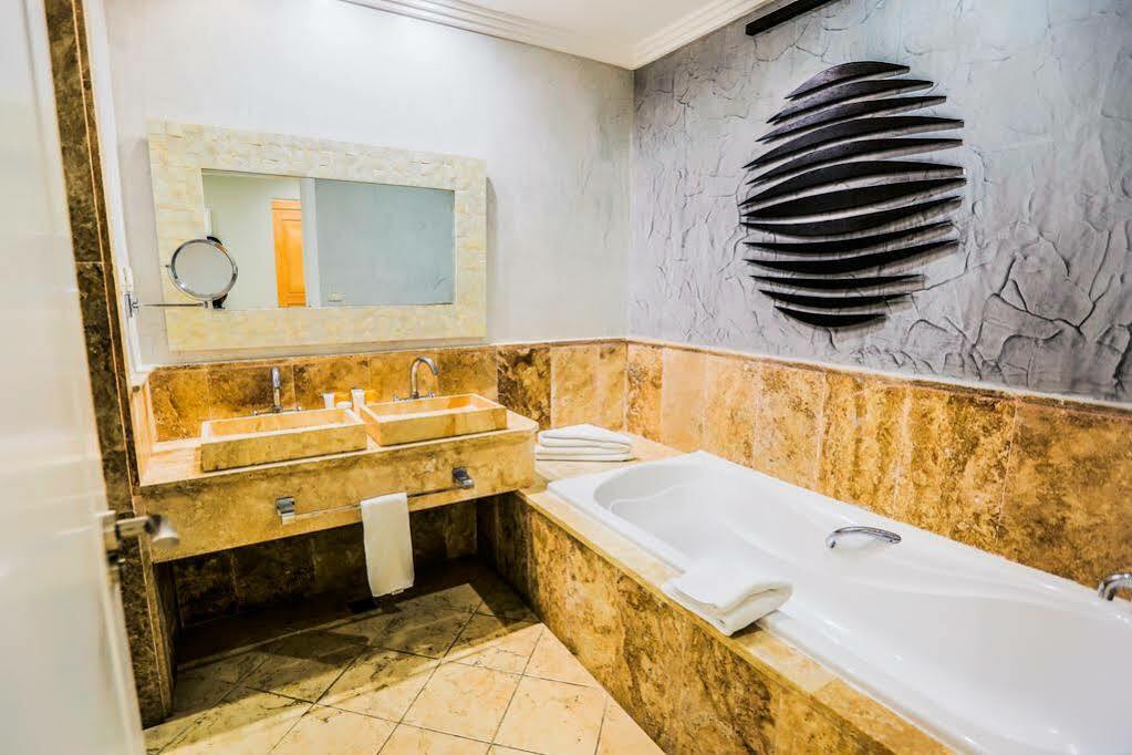 Ancora Cap Cana & Marina Suites Resort Punta Cana Exterior photo